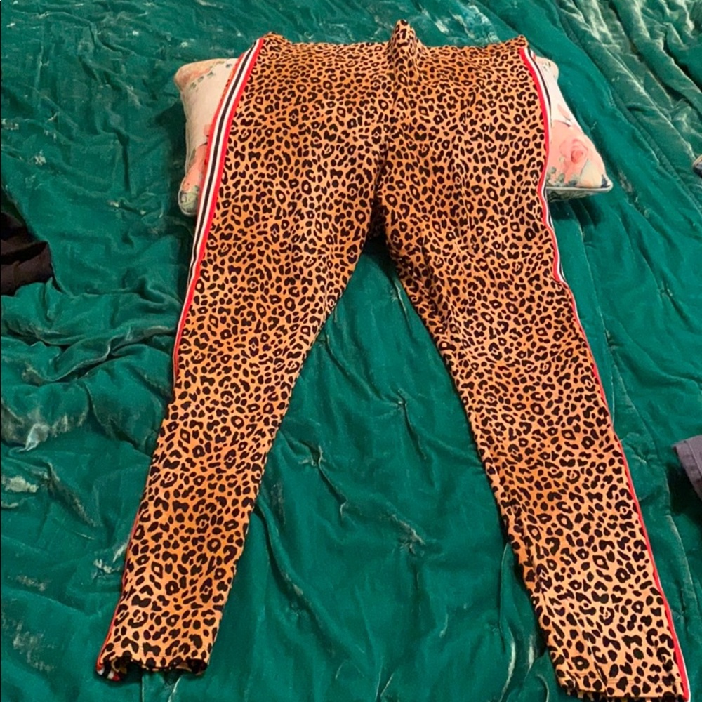 Leopard leggings